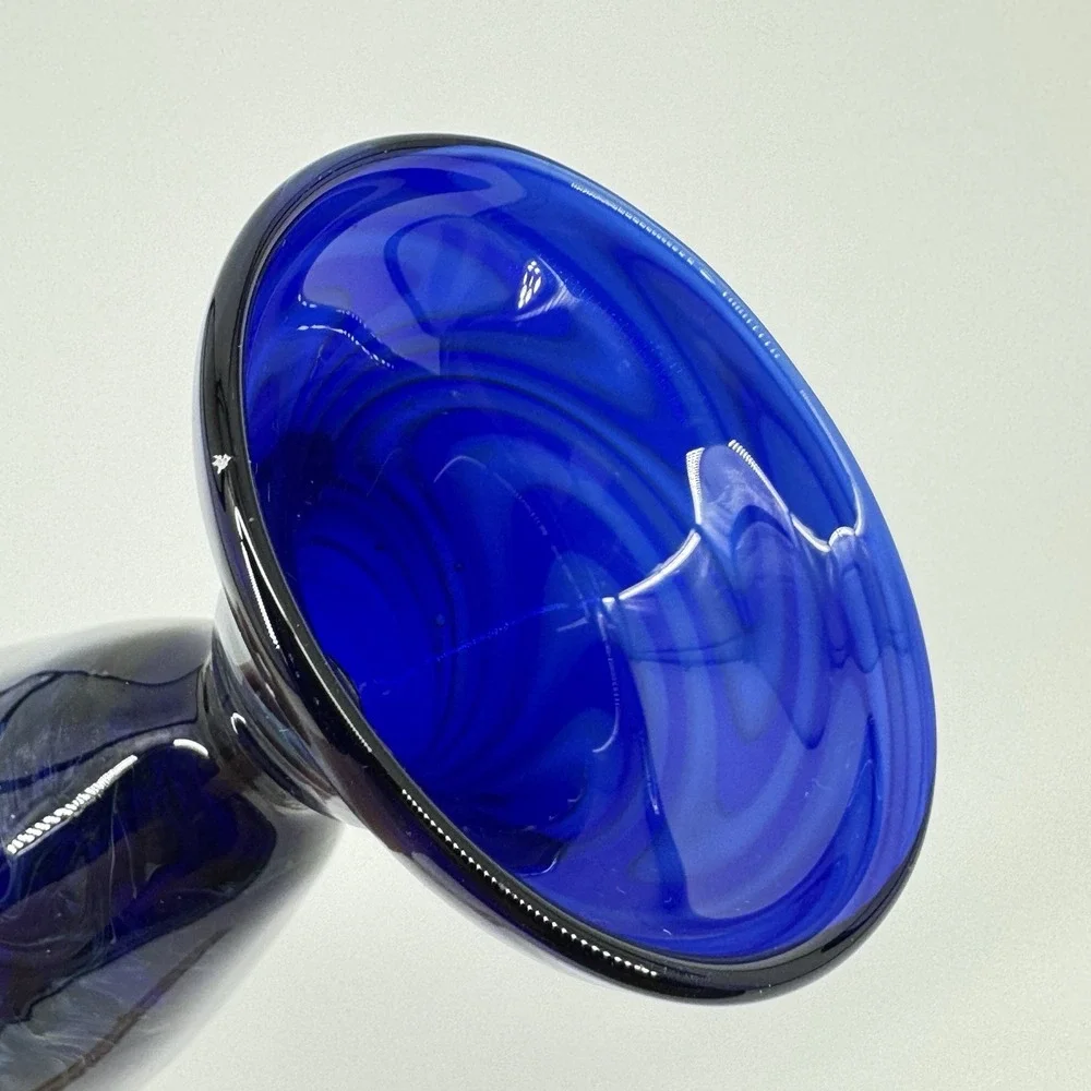 N/A stunning cobalt